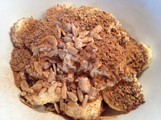 banankesokanelochfyrafrC3B6n2 - Banan, keso, kanel och fyra frön