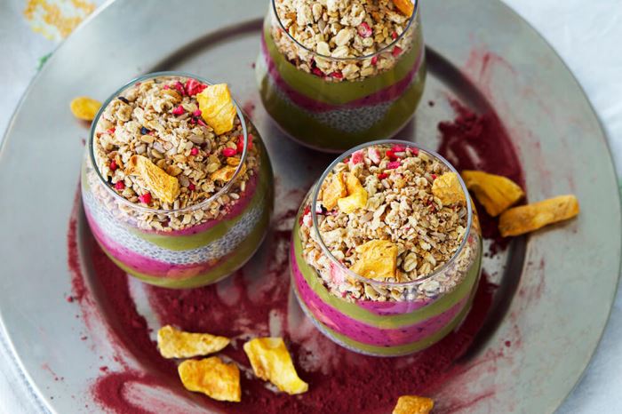 chiapudding smoothie med granola