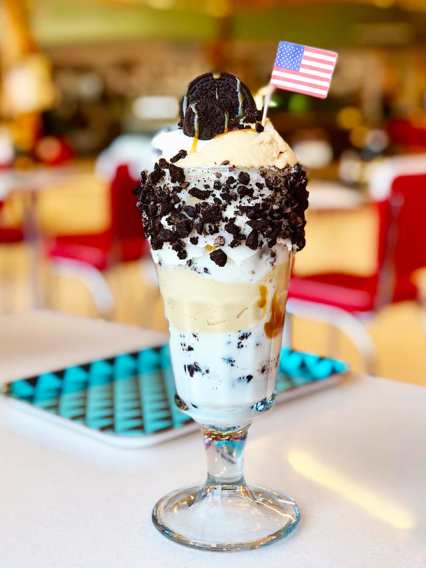 Fest hela helgen - glass på Mel's garage