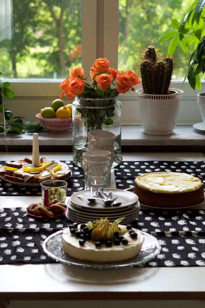 Födelsedagsfika hos syster