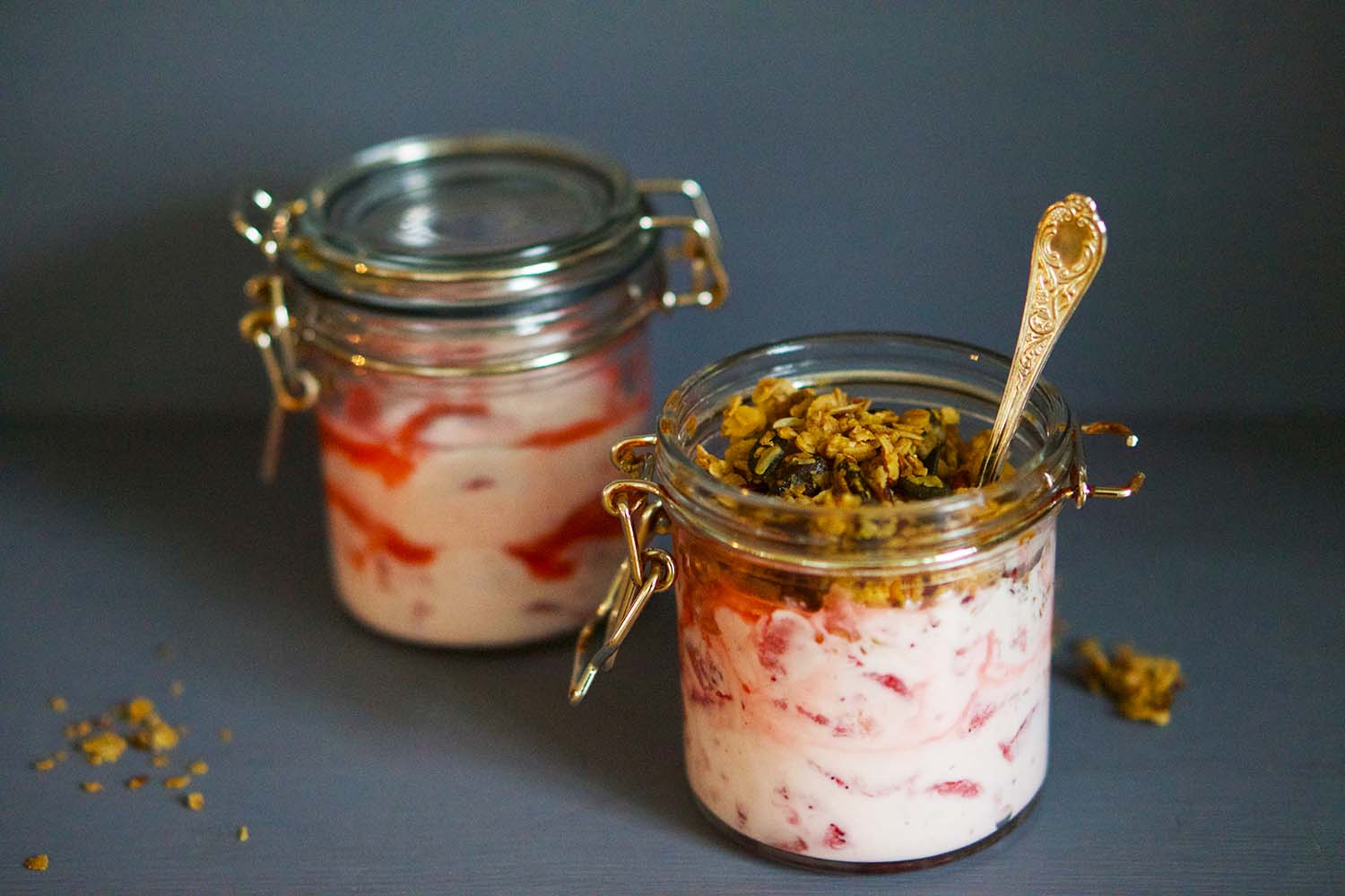 Fräsch frukost med jordgubb
