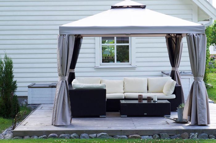 paviljong i trädgården