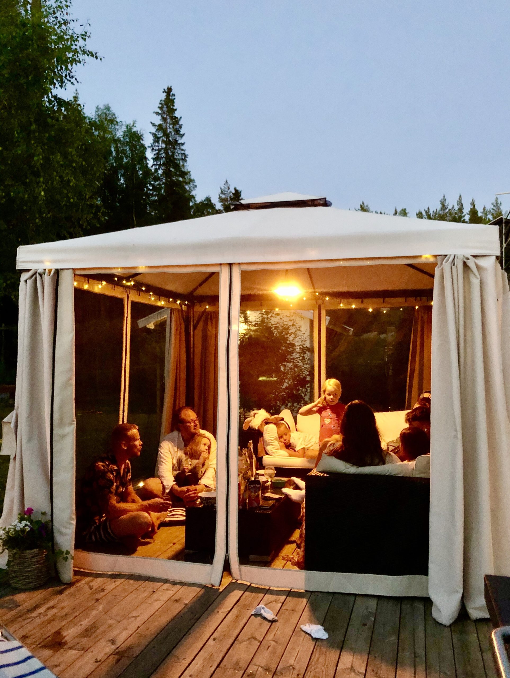 Paviljongen på natten