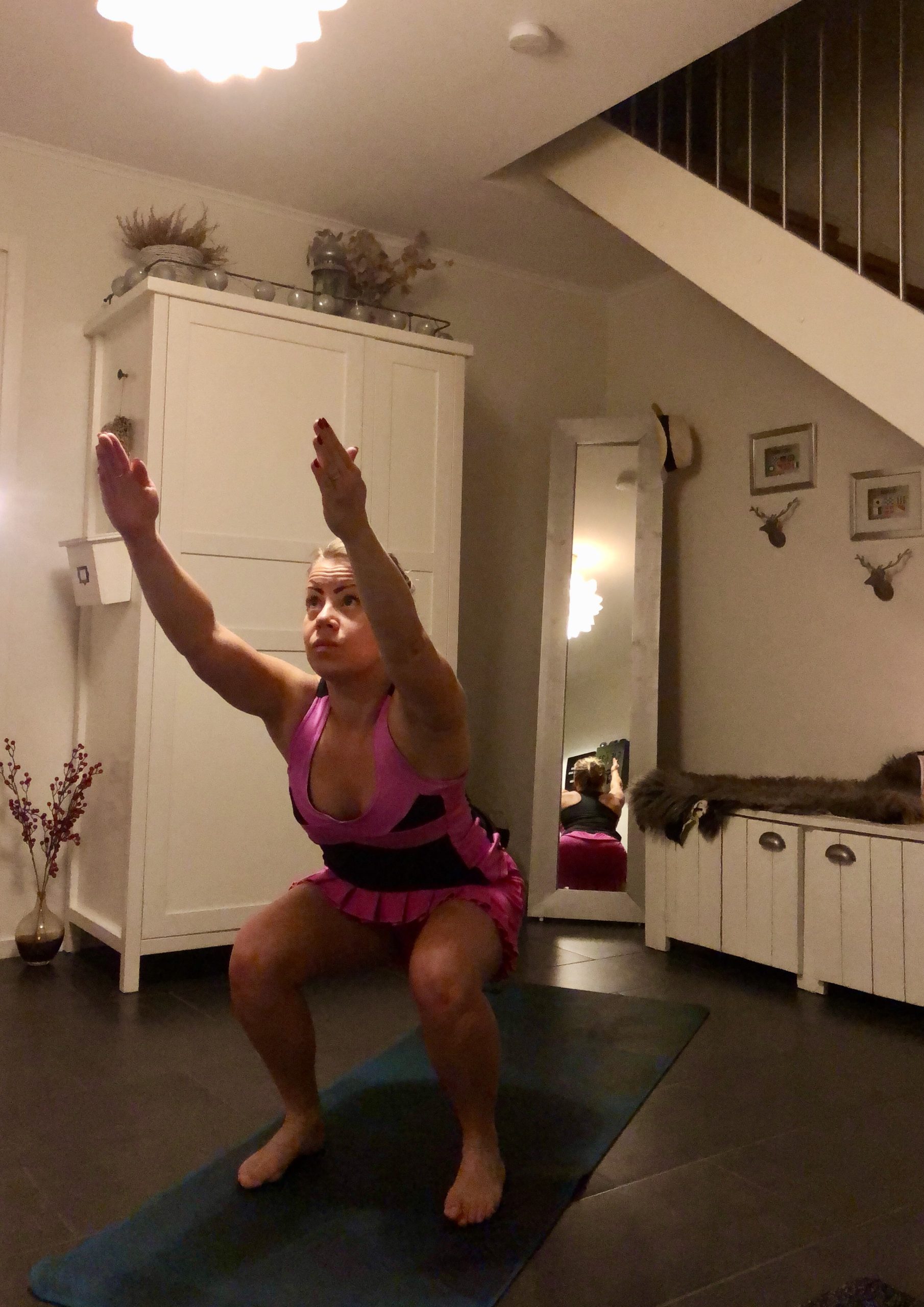 hemmaträning med yoga