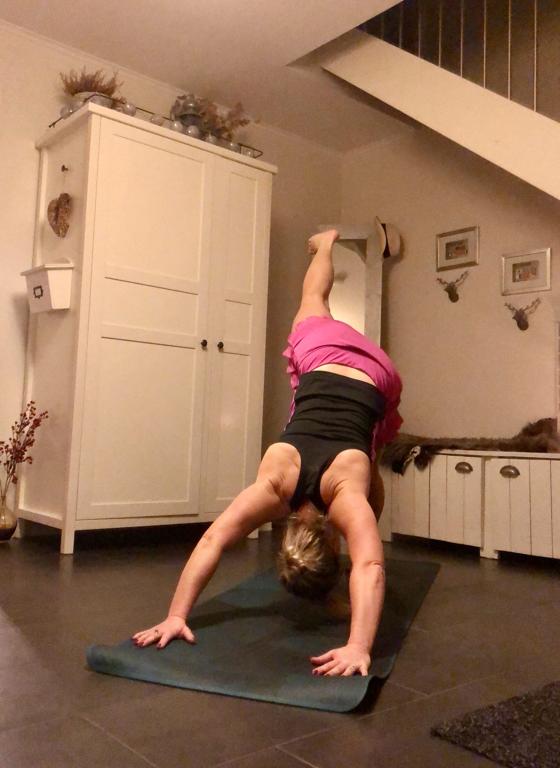 hemmaträning med yoga