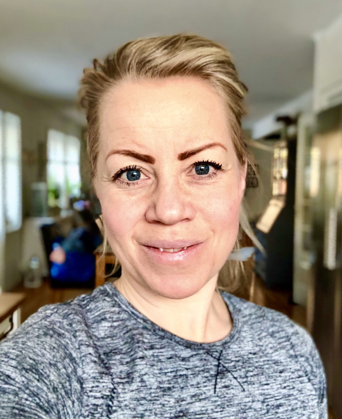 Karin Axelsson i vintersolljus