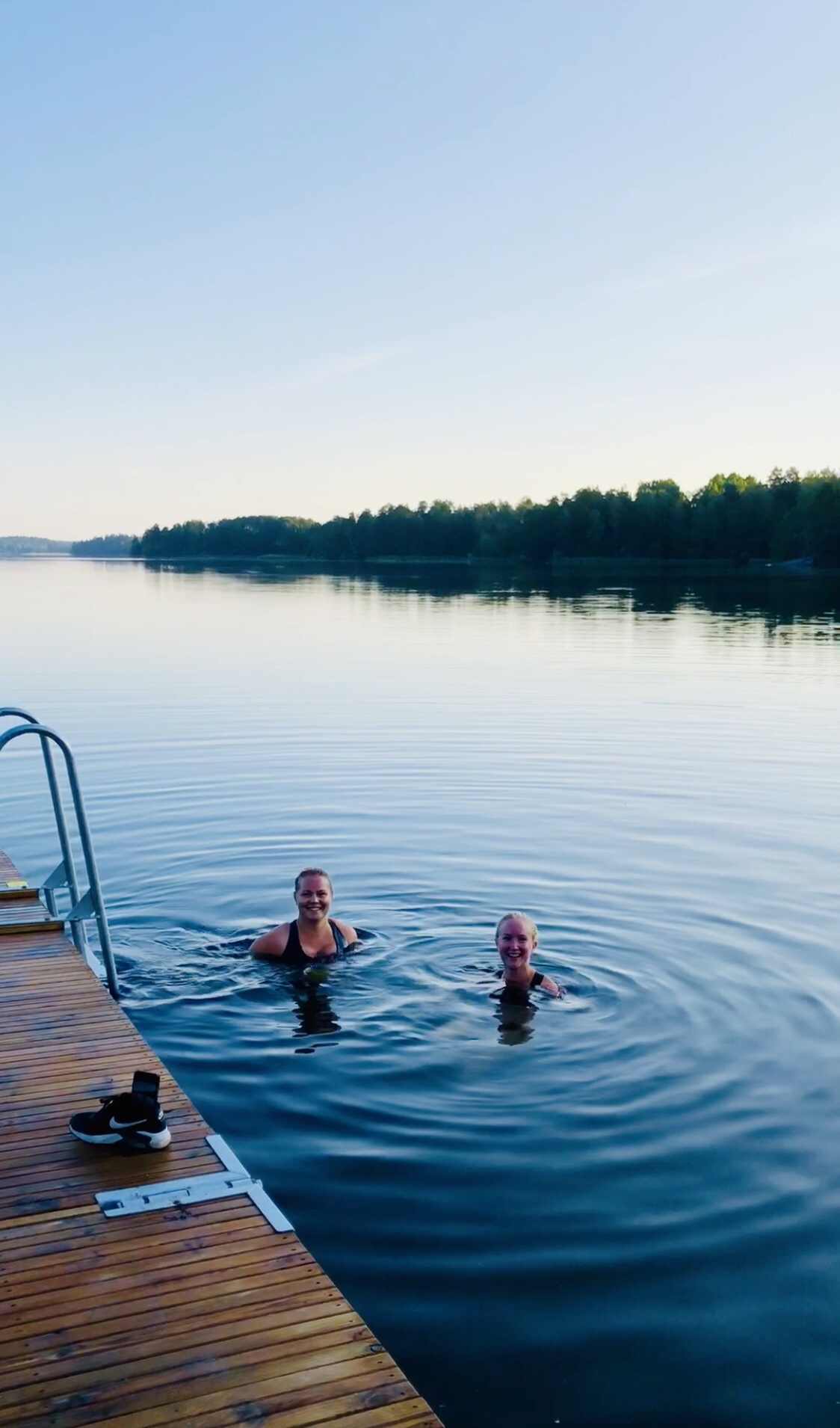 Badplatsen Hällkana, Lejondalssjön