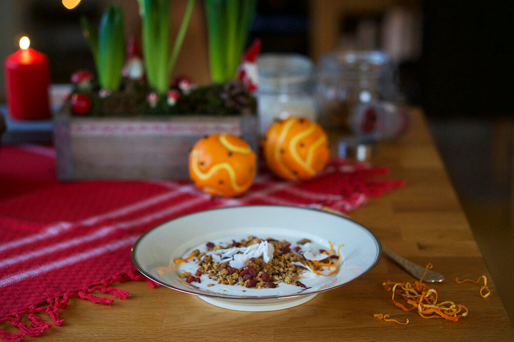 Julfrukost med fil och granola