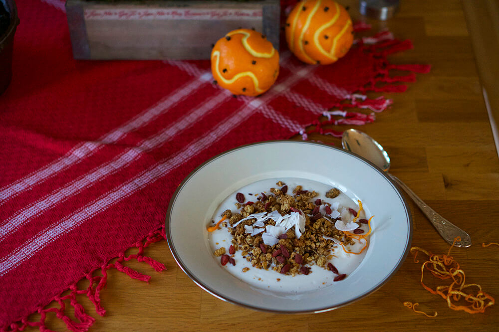 Julfrukost med fil och granola