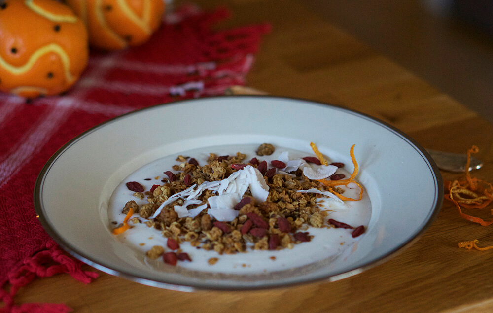 Julfrukost med fil och granola