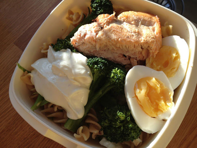 laxsallad-2 - Dagens lunch...