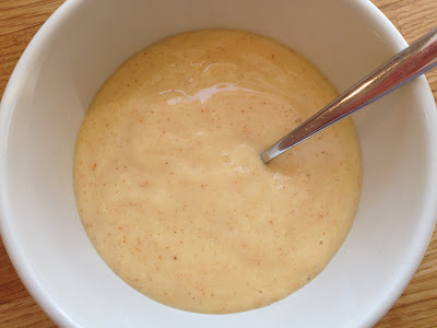 limeaioli - Kycklingburgare thai style med ananas och limeaioli