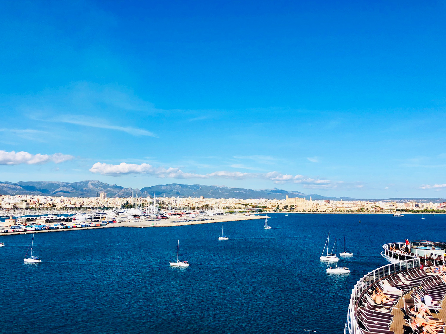 På kryssning Medelhavet med MSC Seaview - Palma