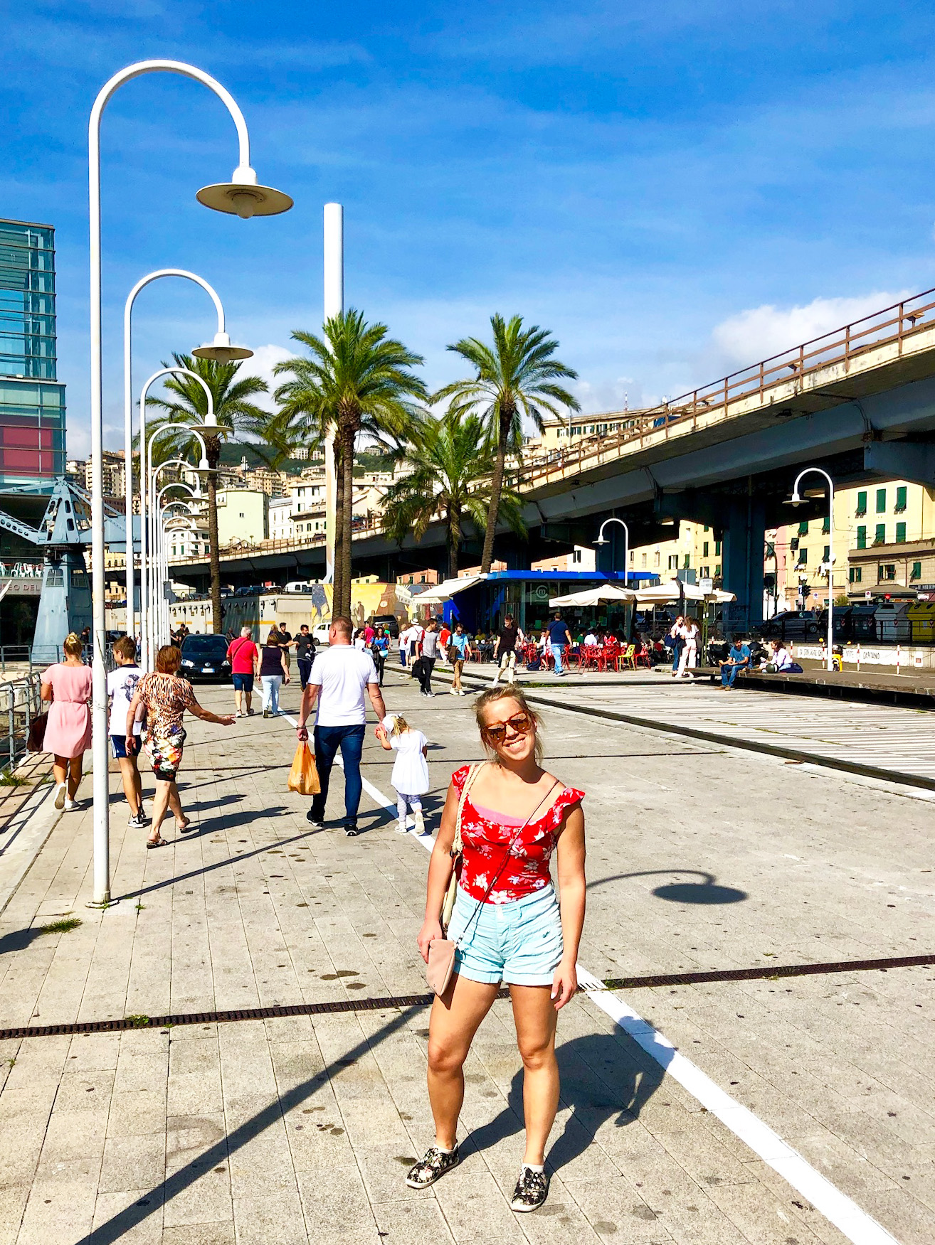 På kryssning Medelhavet med MSC Seaview - Genua