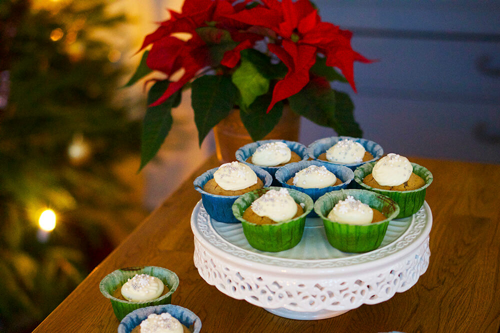 Pepparkaksmuffins med glasyr recept