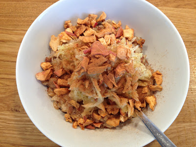 raw-torkade-appelbitar - Torkade Äppelbitar