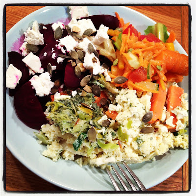 rodbetor-med-fetaost-till-ugnsomelett-och-gronsaker - Ett annorlunda mellanmål