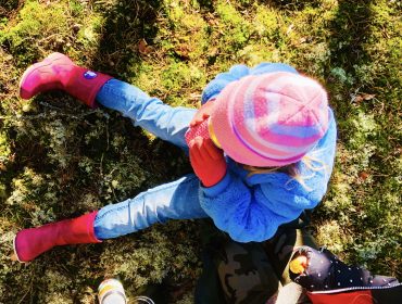 skogsutflykt-med-barn-3-scaled