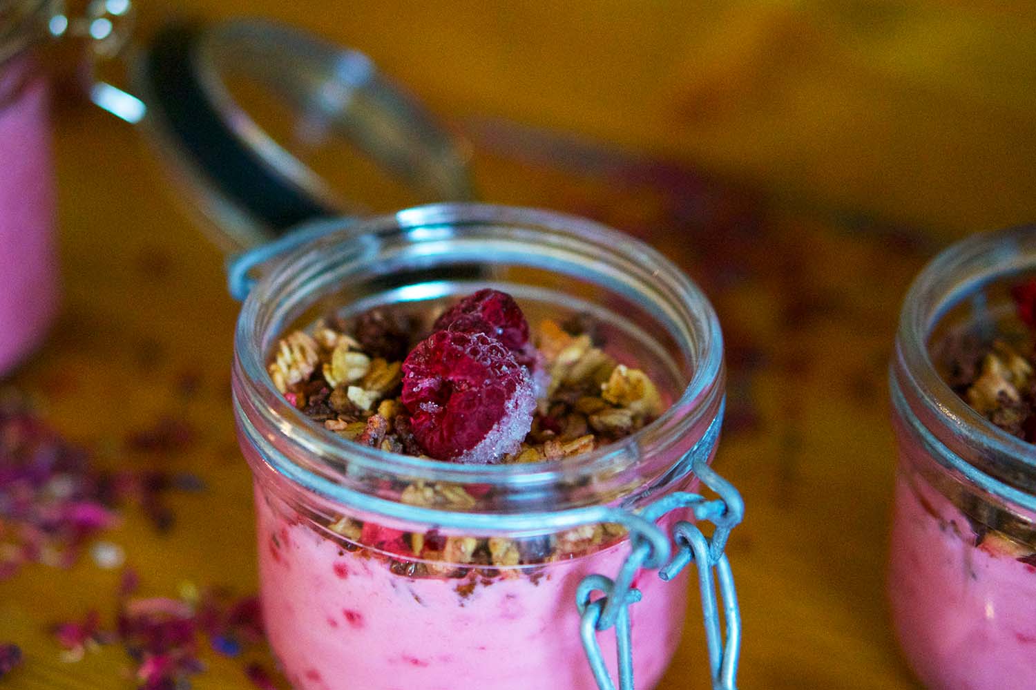 Sockerfri hallonyoghurt recept