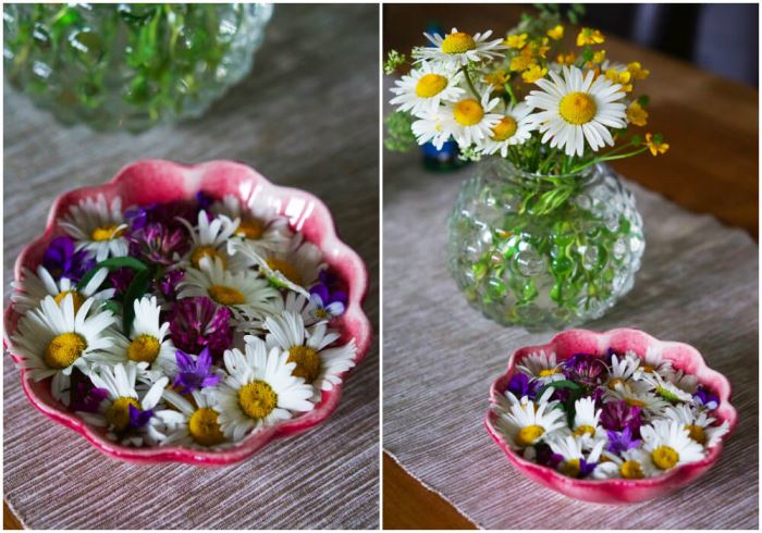 Sommarblommor i skål och vas