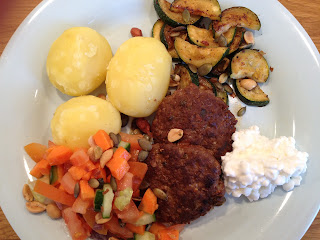 stekt-zuccini-till-pannbiffar - Stekt zucchini - gott tillbehör till mat