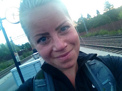 transportlopning-till-stationen - Älskade september