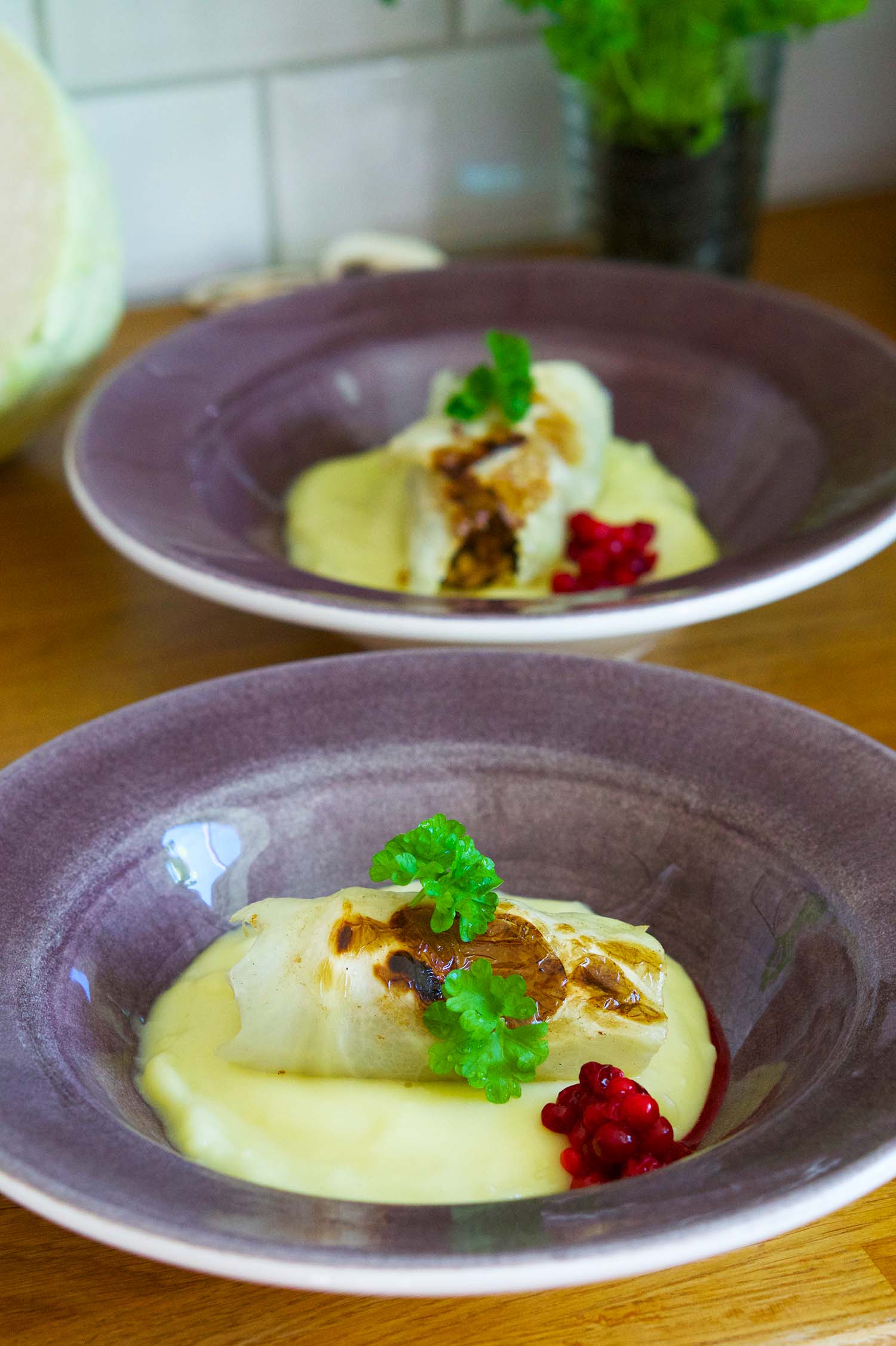Vegetarisk kåldolme med havreris