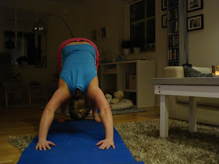 yoga-1-1 - Yogastund med guld i mund
