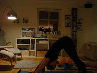 yoga-6 - Mörkt och mysigt