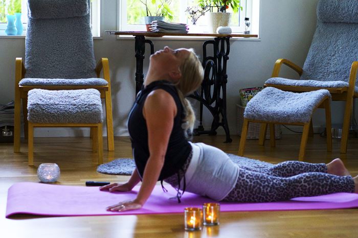 Yoga inne på hösten