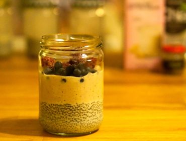chiapudding-med-smoothie-3-scaled