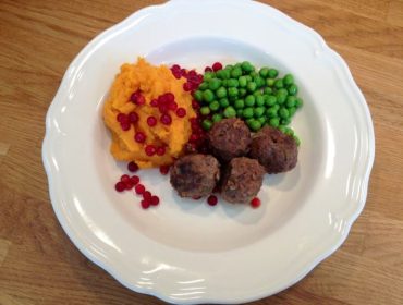 k-C3-B6ttbullar-med-s-C3-B6tpotatis