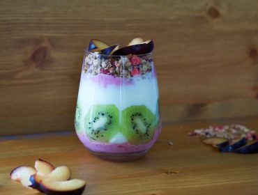 yoghurt-granola-1