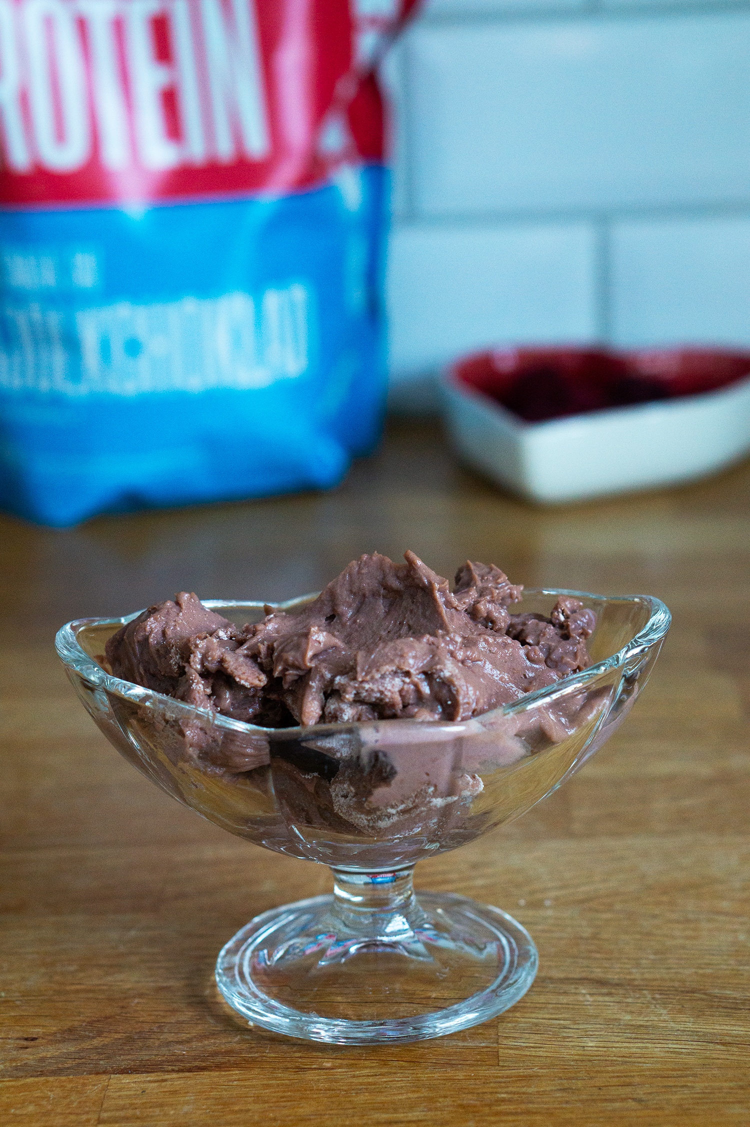 Proteinfluff av proteinpulver kreatin från Tyngre