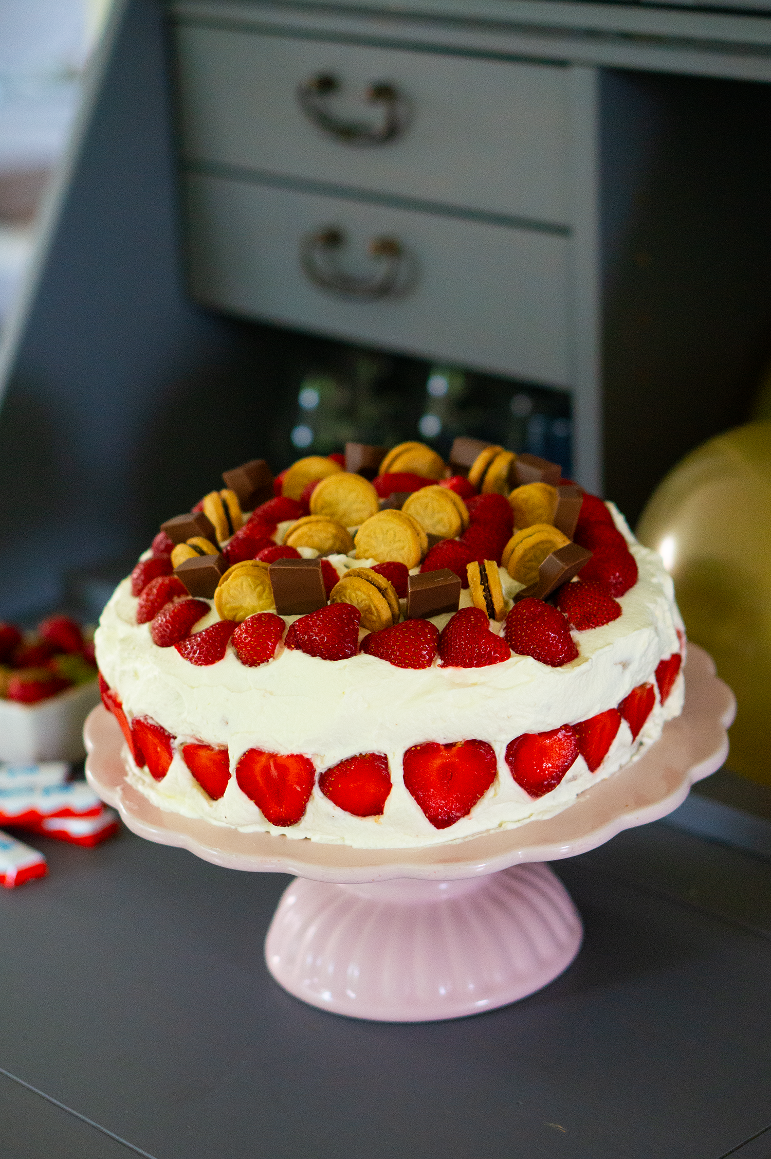 Jordgubbstårta med choklad - ljuvligt recept