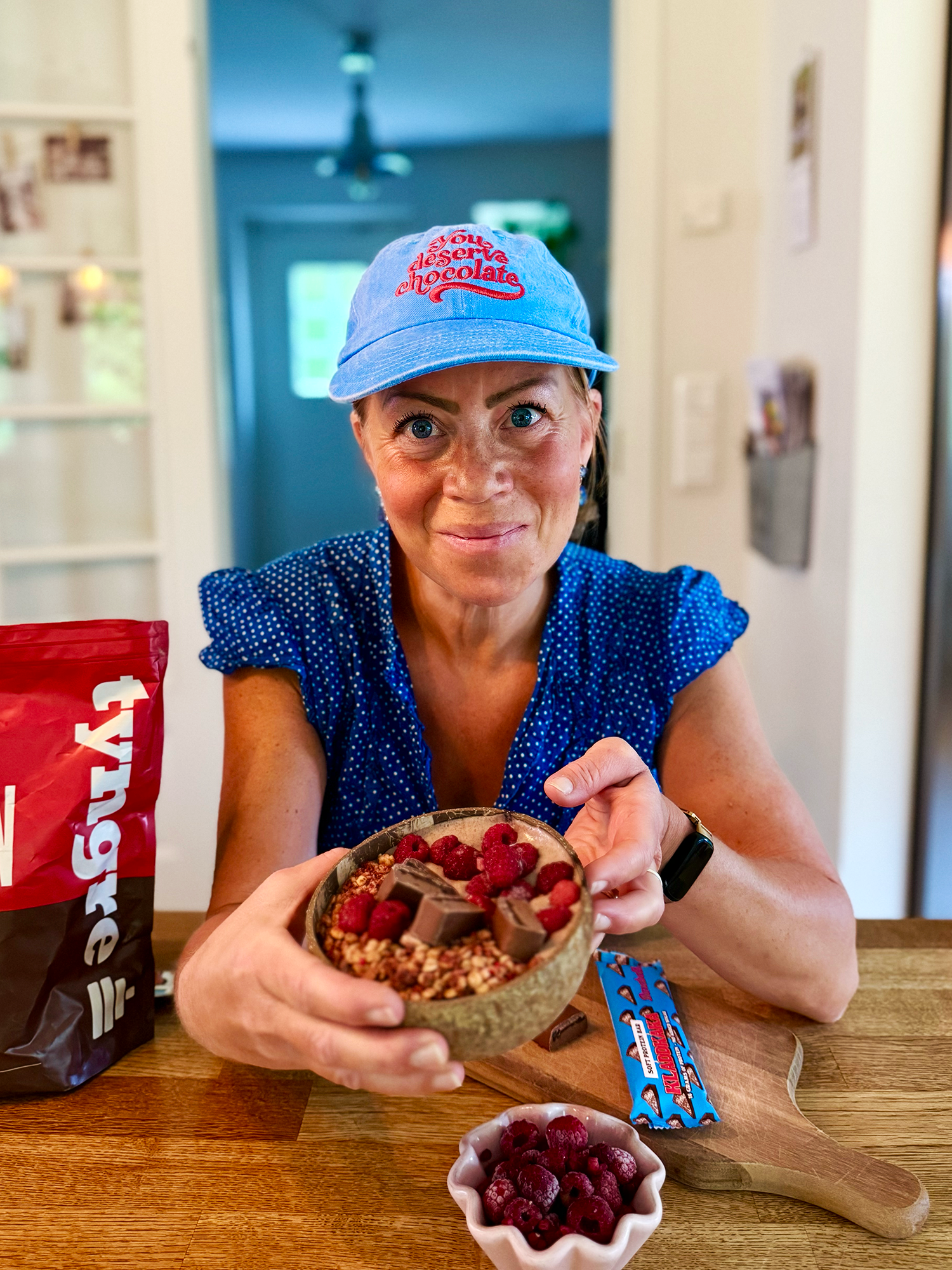 Karin Axelsson med smoothiebowl