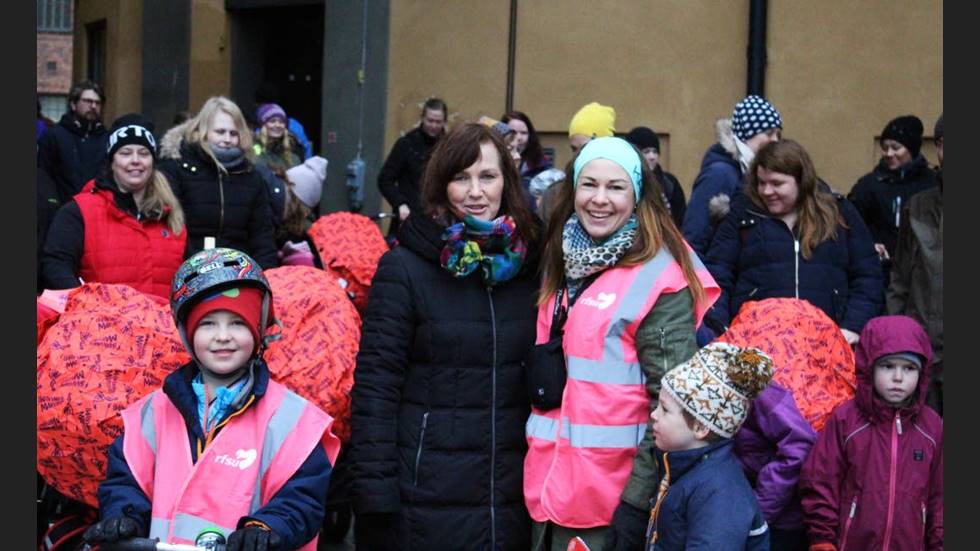 stoppa-modradodligheten-juno-2 - Barnvagnsmarschen i Norrköping 26 maj